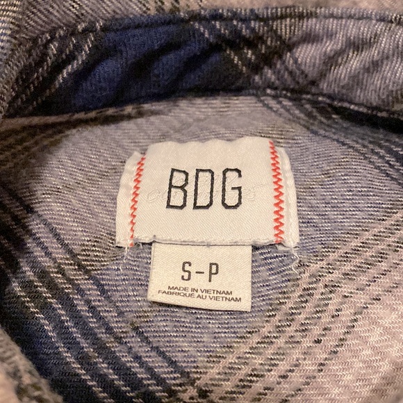 BDG Carl Slouchy Flannel Button-Down Shirt Size Small - Picture 7 of 9